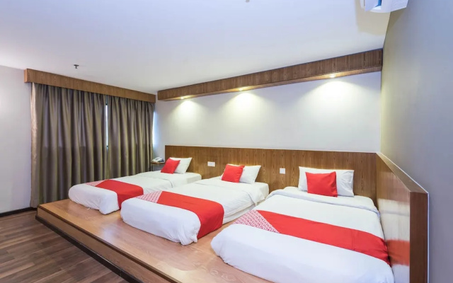 OYO 89421 PP Island Hotel