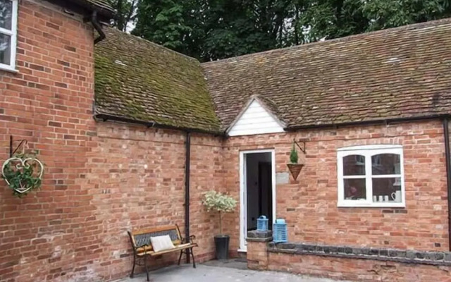 Finwood Cottage 1