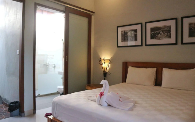 Louto Dmell Villa & Deluxe