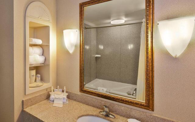 Holiday Inn Express Hotel Suites Dyersburg Caruthersville - 