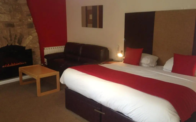 Aberdour Hotel