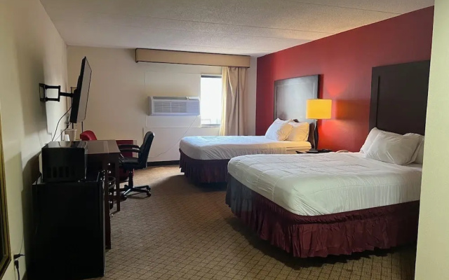 Ramada Lansing Hotel and Conference Center