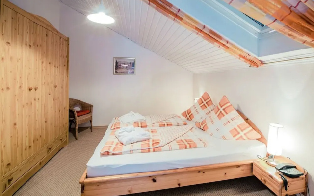 Cosy Apartment in Dollnstein With Sauna