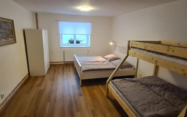 Chalupa Rochlitz s horkým koupacím sudem