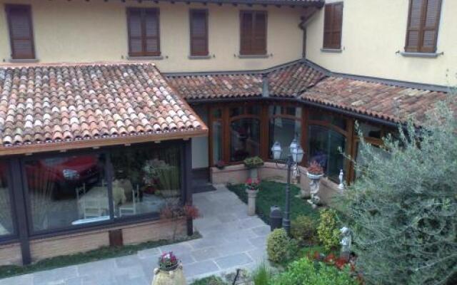 Hotel Ristorante La Bettola Урньяно вид на фасад