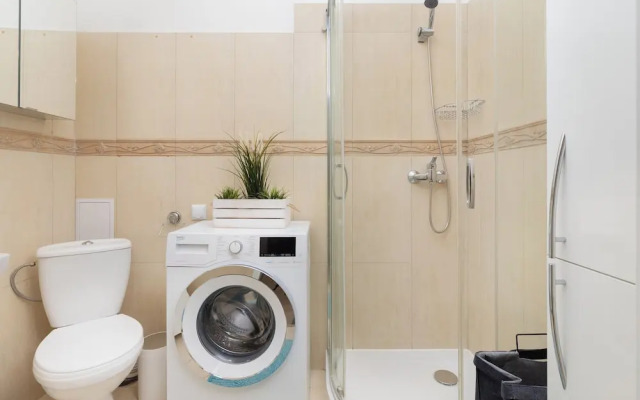 Apartment Komandorska by Renters