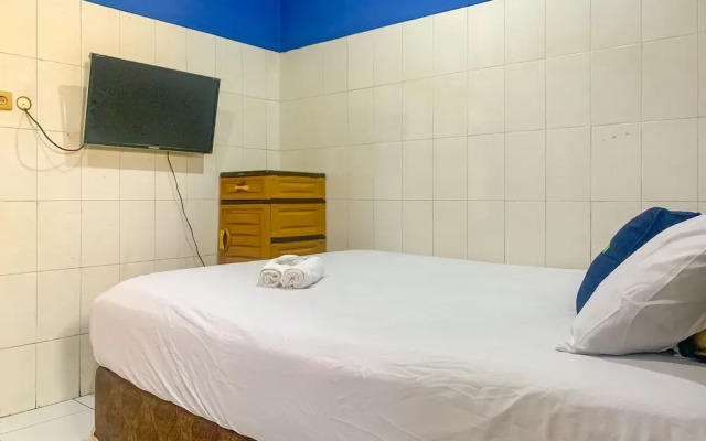 Urbanview Hotel Favorit Pamanukan Subang