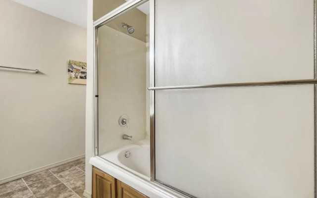 Retreat at Par Lane - Family Friendly Condo
