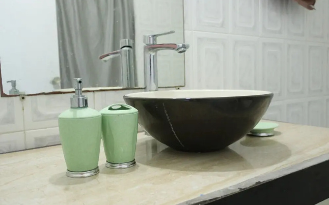 Aqua Verde- Burbon Beach Club