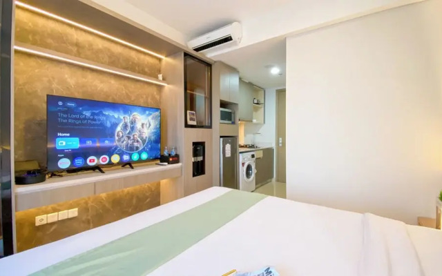 Warm And Cozy Studio Apartment At Gold Coast