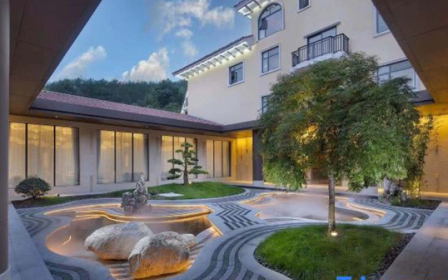 Yingshan Yutaifeng Hotel