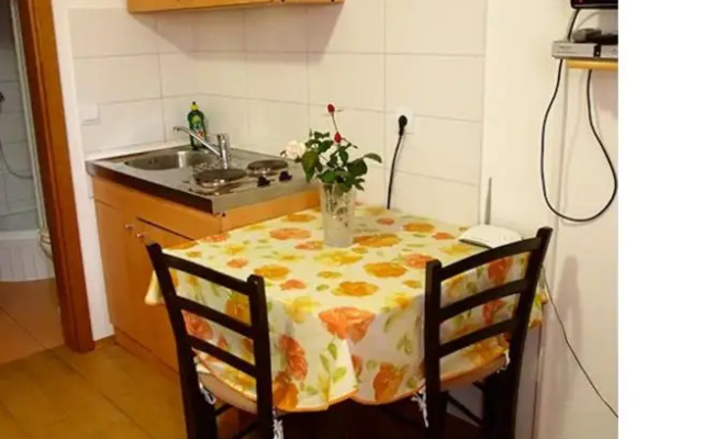 Apartment for two near sea