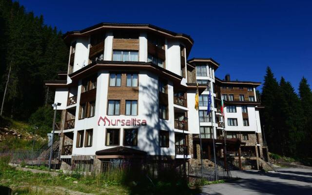 MPM Hotel Mursalitsa Пампорово вид на фасад