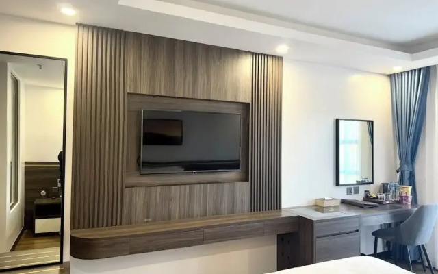 Luxury Phoenix Hotel