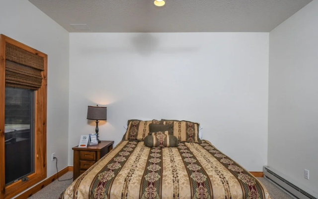 Cedar Creek 4 Bedroom Townhome #14