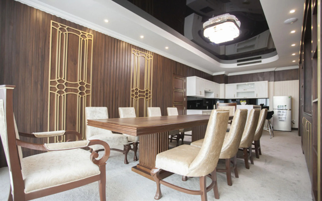 Muong Thanh Luxury Nhat Le Hotel