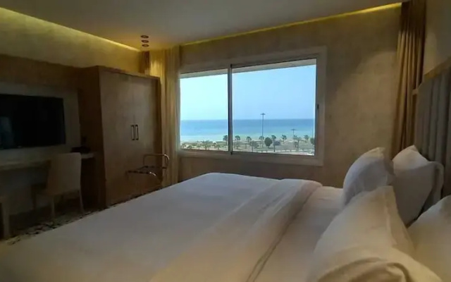 Hyatt Town 2