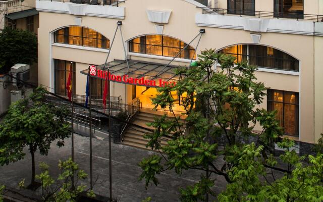 Отель Hilton Garden Inn Hanoi вид на фасад