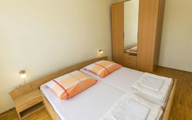 Apartments Jelka