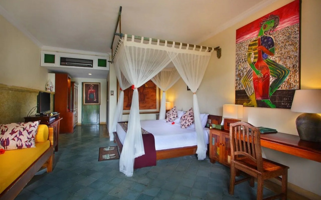 Alam Puri Art Museum Resort & Spa