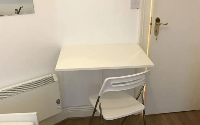 North Circular Serviced Accomodation
