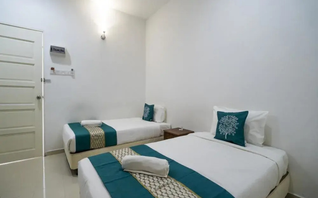 Oyo 275 Senyum Inn