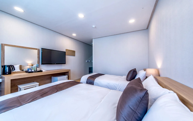Zamong Hotel