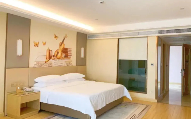 Vienna International Hotel (Chongqing Changshou High-speed Railway Station)