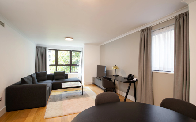 Monarch House Serviced Apartments
