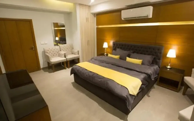 Space Luxury Rental Suites