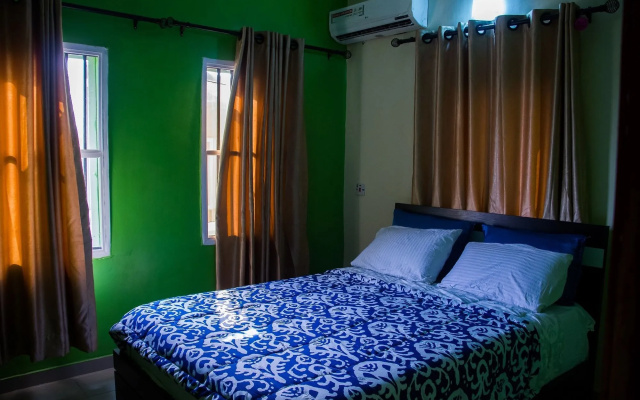 Summer Vista Ensuit Hotel