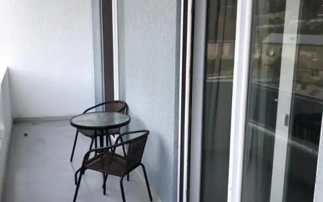 khatis apartment