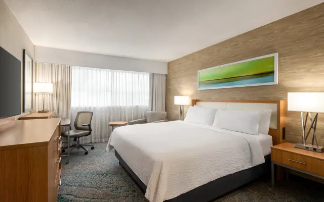 Holiday Inn Miami Beach - Oceanfront by IHG