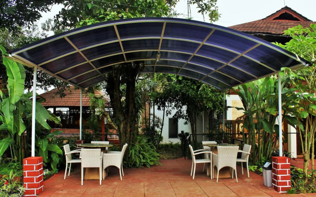 Koolkost syariah near Simpang Dago