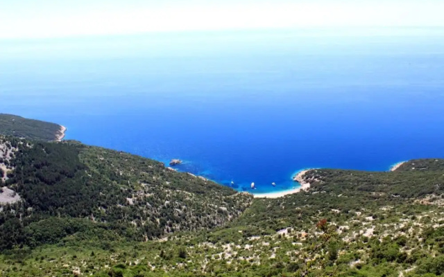 Griv - Close to the sea - A2