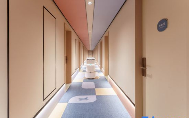 HanTing Hotel (Shenyang Hezuojie Subway Station)