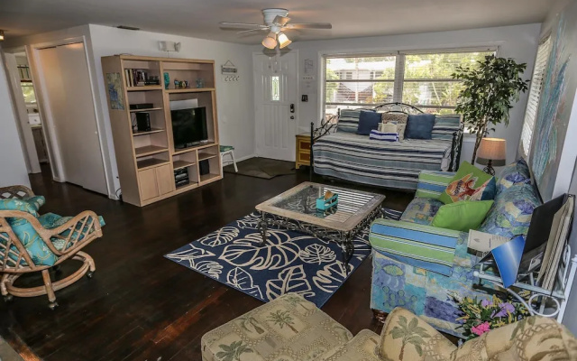5481 Oak Ridge