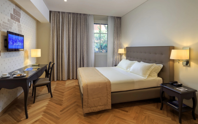 Palace Hotel