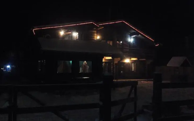 Casa Muntelui - Sambata