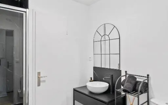 La Suite "Black Hood"