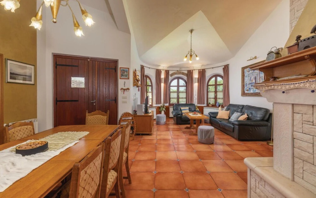 Amazing Home in Belavici With Sauna, Wifi and 3 Bedrooms