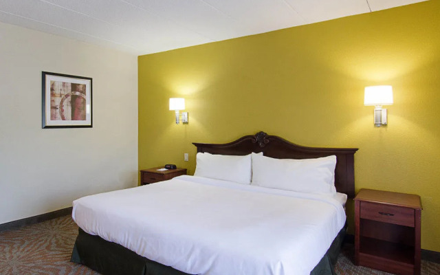 Suburban Extended Stay Hotel