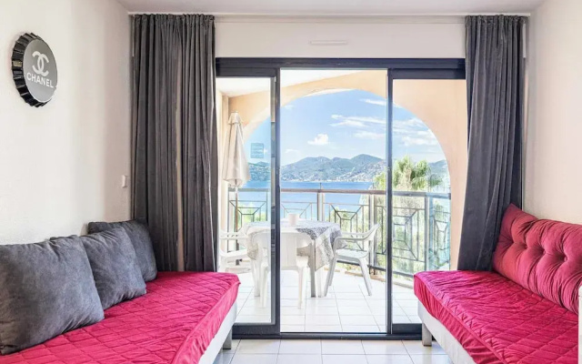 Charming Flat With sea View - 1BR - 2P - Bocca