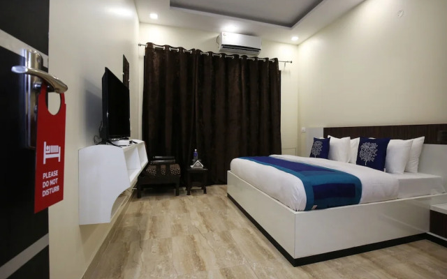 OYO 9940 Shashank Villa