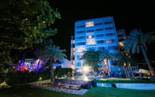 Отель Worita Cove Hotel Таиланд, На Чом Тхиан - отзывы, цены и фото номеров - забронировать отель Worita Cove Hotel онлайн вид на фасад