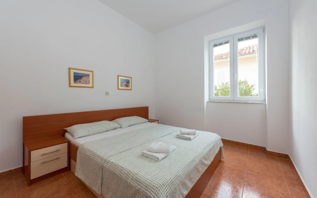 Apartments Karolina