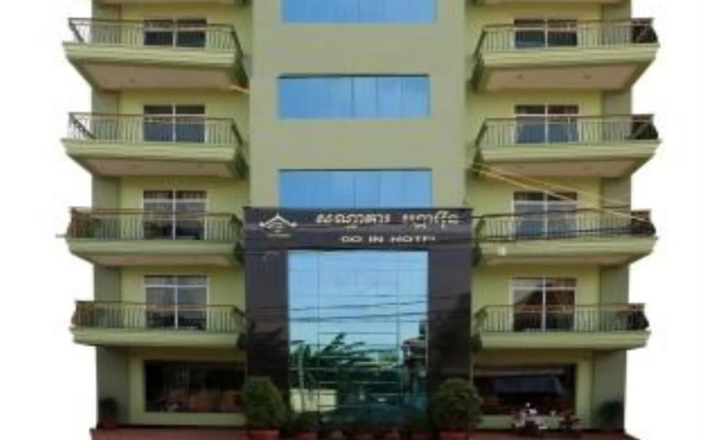 Go In Hotel
