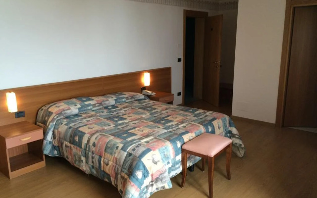 Hotel Roma