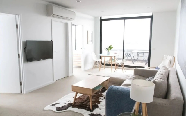 Modern 2 Bedroom Apartment in Melbourne's Northcote