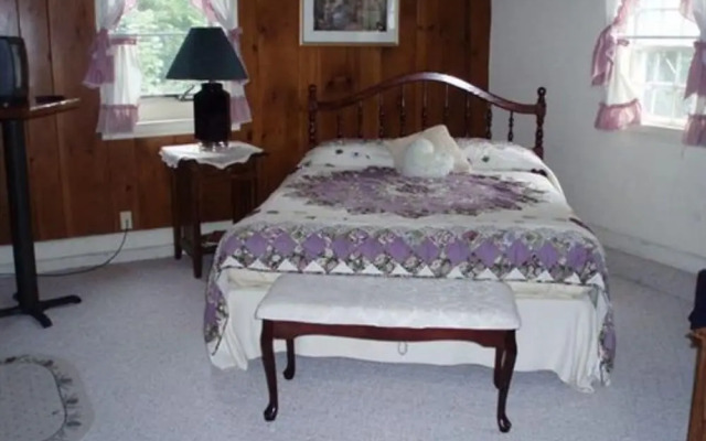 1768 Country Inn